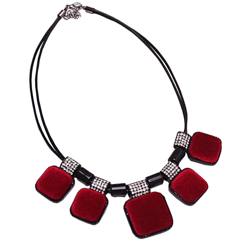 Retro Fashion Choker Necklace Pendant Choker Necklace Red Suede Pendant