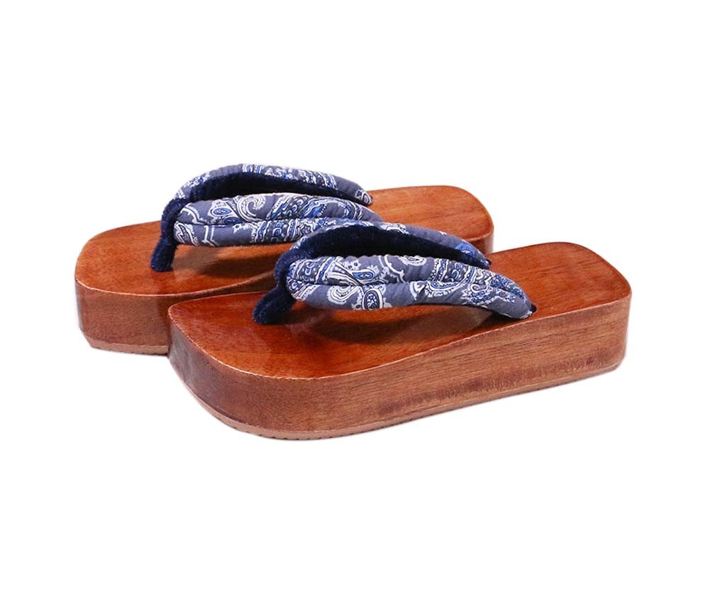 Japanese Style Wooden Clogs Womens Geta Sandals Grey and White Pattern Platform Shoe