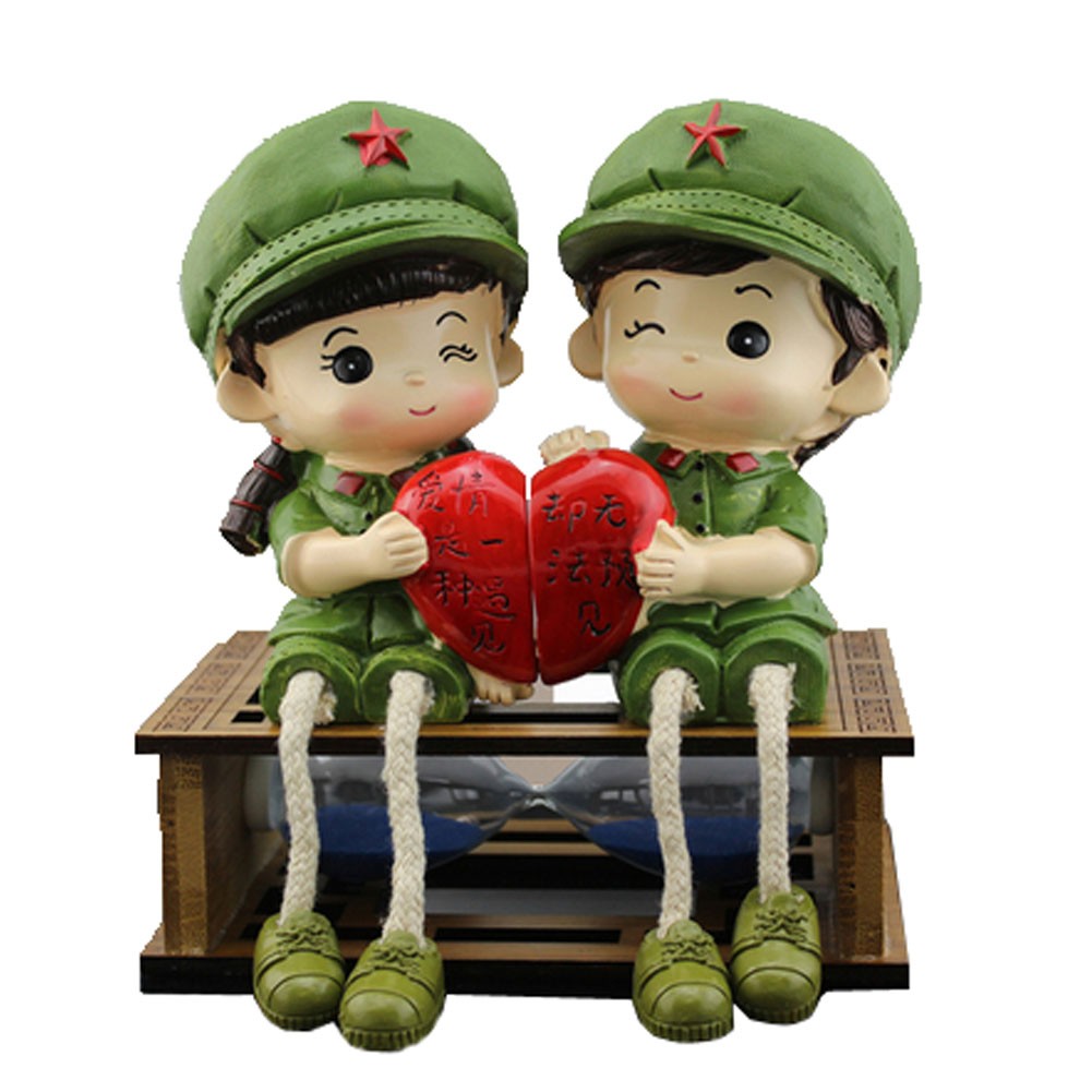 Creative and Unique Dolls/Toy Set Figure Decoration, The Red Army Couples