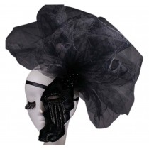 Elegant Black and Gold Half Face Masquerades Venetian Mask for Halloween Mardi Gras Party